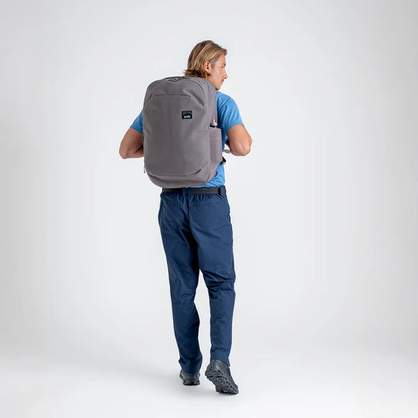 Monda 40l Carry On Backpack — Black