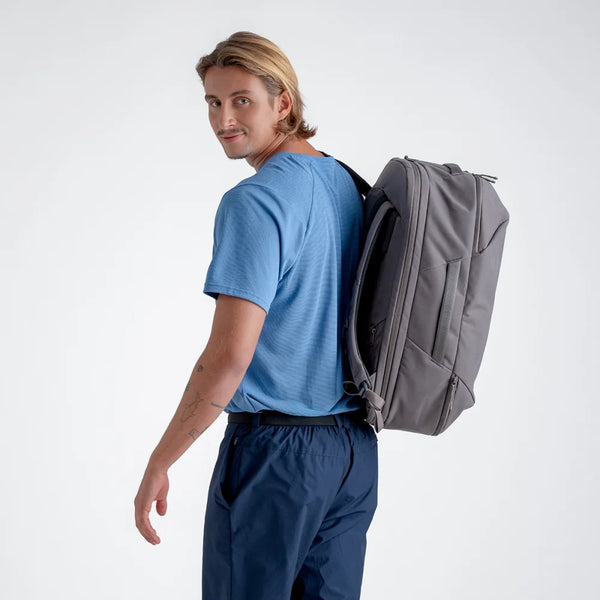 Monda 40l Carry On Backpack — Black